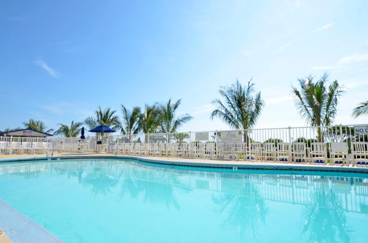 Carousel Resort Hotel And Condominiums Ocean City Exterior photo