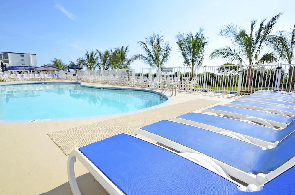 Carousel Resort Hotel And Condominiums Ocean City Exterior photo