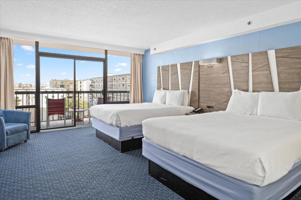 Carousel Resort Hotel And Condominiums Ocean City Exterior photo